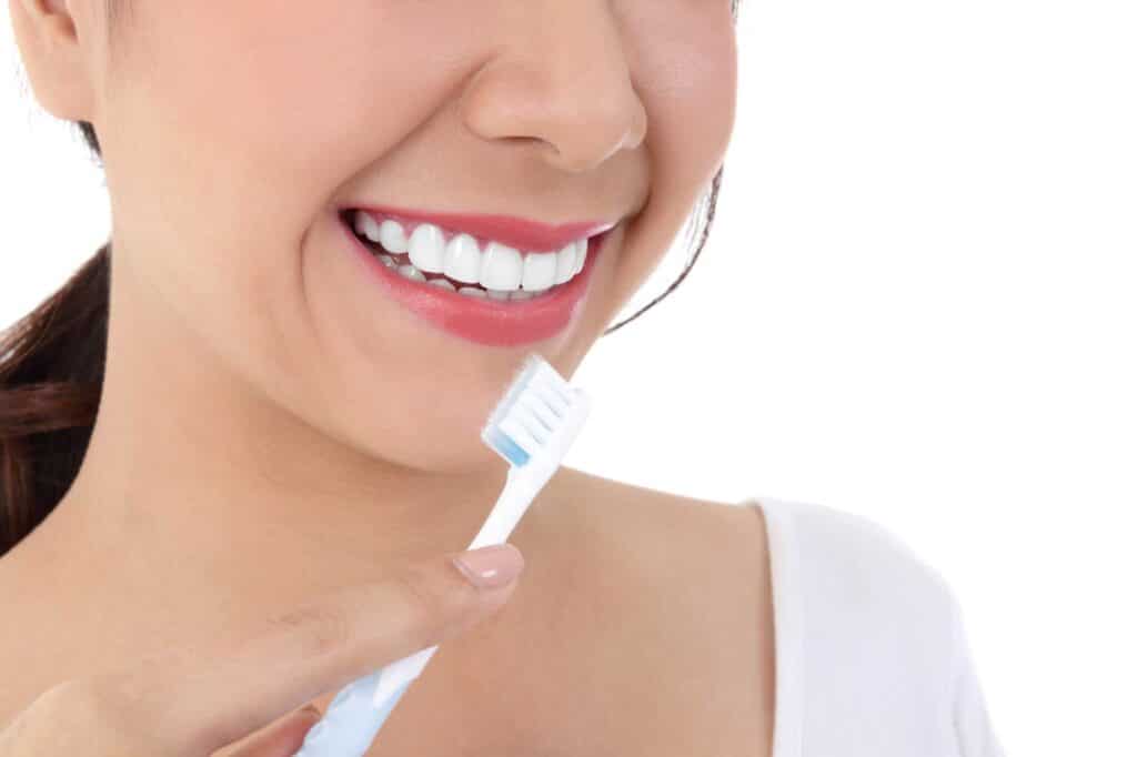 Blanqueamiento-Dental-4-1024x682