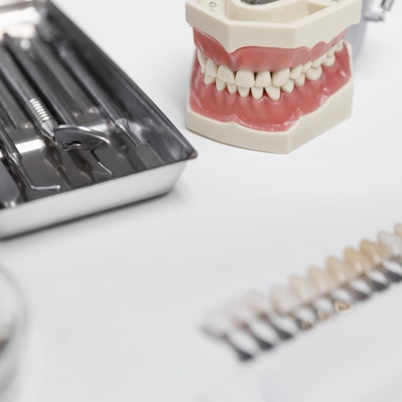 Estética Dental 9 high-angle-dental-tools-assortment
